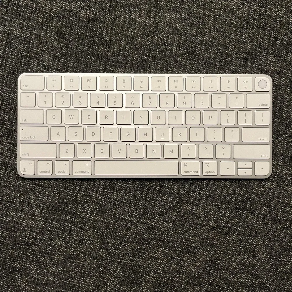 Apple Magic Keyboard 2nd Gen A2449 Wireless Bluetooth White Touch ID QWERTY